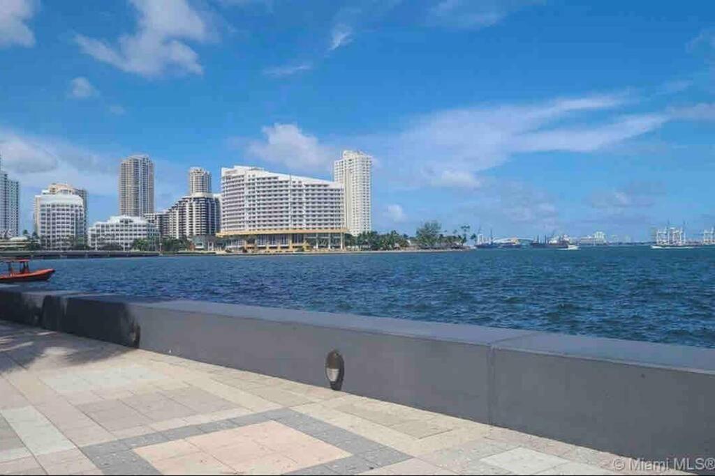 High Floor Unit Located In Brickell - Free Parking Apartment Miami Exterior foto