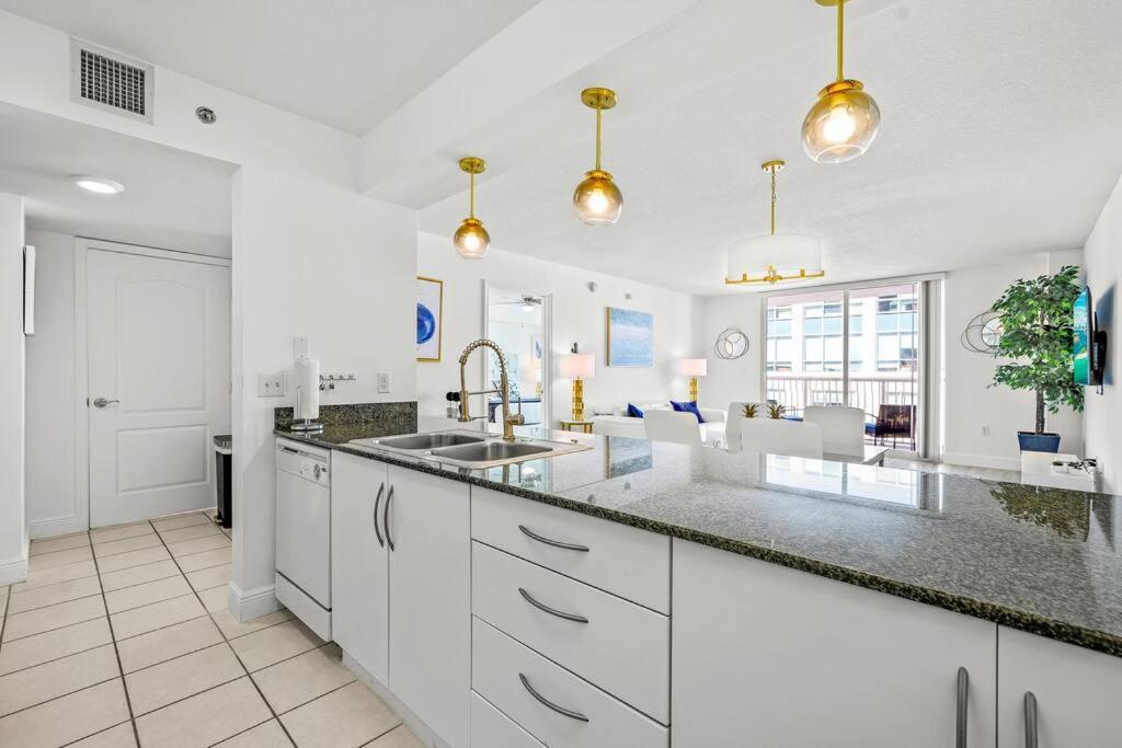 High Floor Unit Located In Brickell - Free Parking Apartment Miami Exterior foto